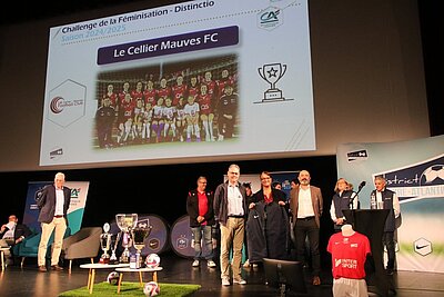 Le Cellier Mauves FC lauréat du challenge de la féminisation 2025